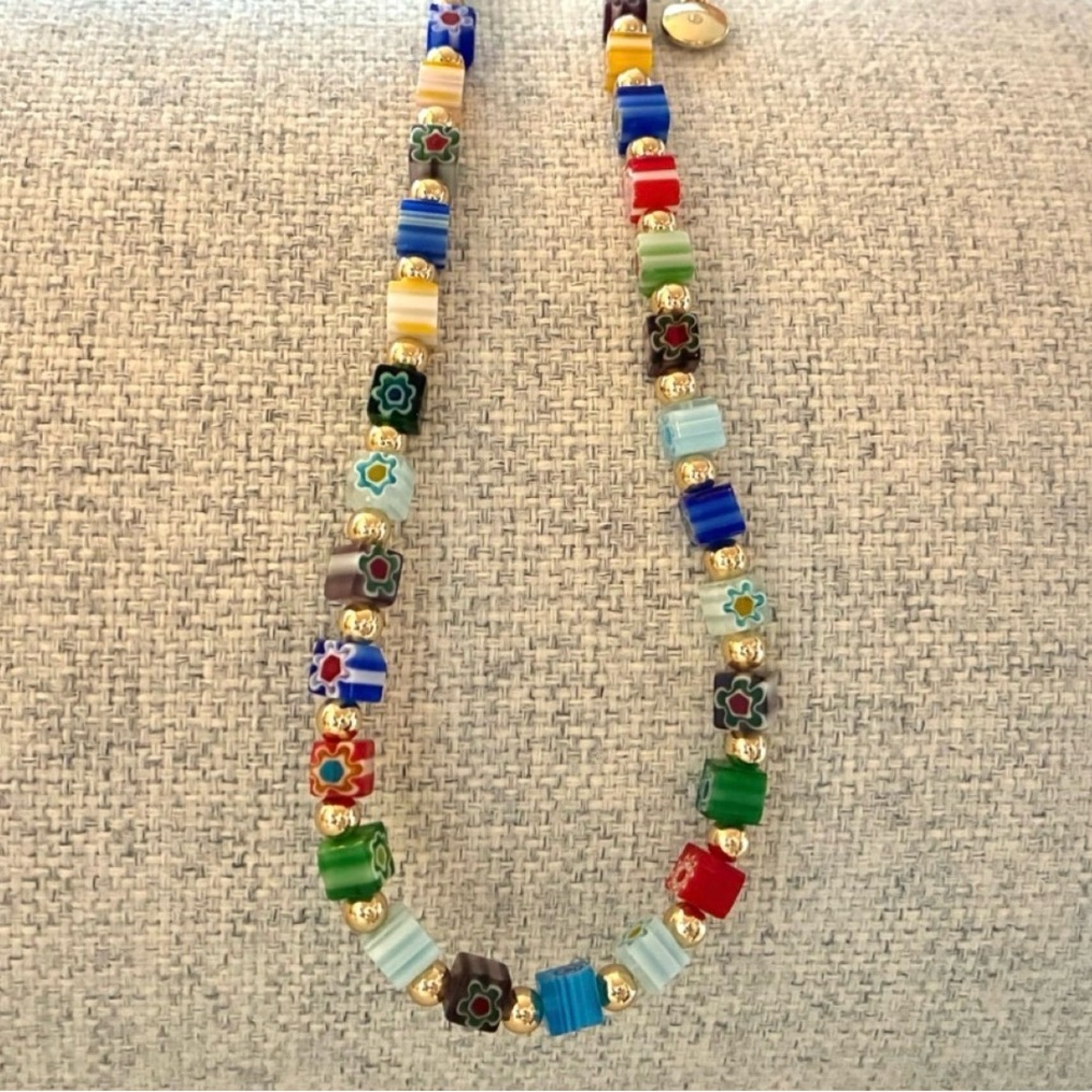 Colourful resin flower necklace
